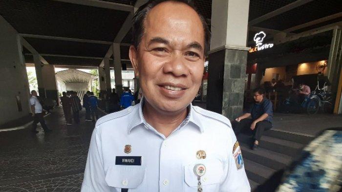 Wakil Wali Kota Jakarta Pusat, Irwandi, bertemu dengan para senior Komite Nasional Pemuda Indonesia (KNPI) di area gedung Balai Kota DKI Jakarta, Kamis (31/10/2019) pagi.