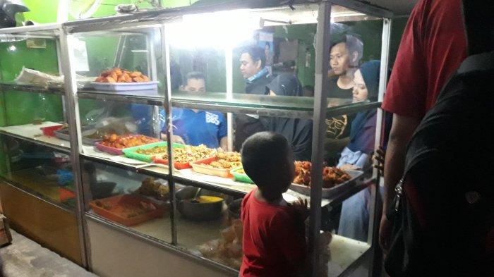3 Warung Makan Melegenda Tempat Favorit Mahasiswa Uin Jakarta Porsi Besar Harga Murah Tribun Jakarta