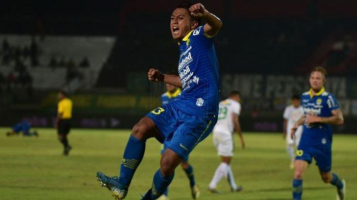Winger Persib Bandung, Febri Hariyadi, merayakan gol yang dicetaknya ke gawang Persebaya Surabaya pada pekan ke-23 Liga 1 2019.