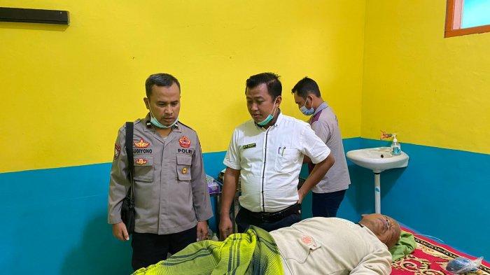 Kondisi NS dalam perawatan setelah upaya percobaan bunuh diri dengan cara memotong alat kelaminnya sendiri.
