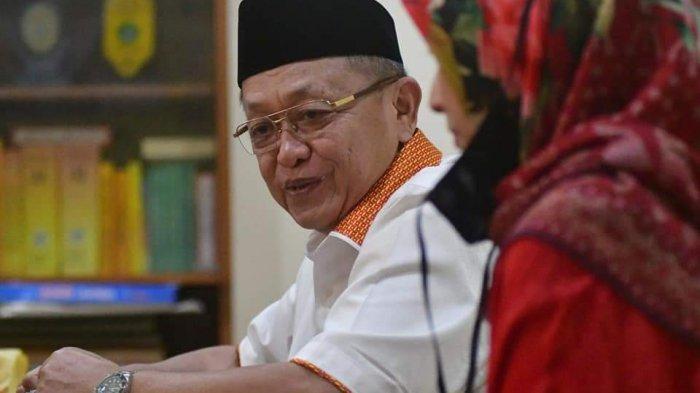 Cek Endra - Hj Ratu Munawaroh saat berada di Kantor DPD Partai Golkar Provinsi Jambi