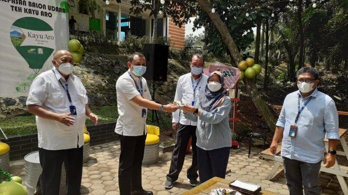 PT Perkebunan Nusantara VI meluncurkan e-Retail Teh Kayu Aro, yang diresmikan langsung oleh Direktur PTPN VI M Iswan Achir.