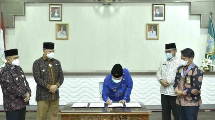 Fachrori bersilaturahmi dengan wali kota dan wakil wali Kota Jambi beserta jajaran, yang berlangsung di Ruang Pola Kantor Wali Kota Jambi.