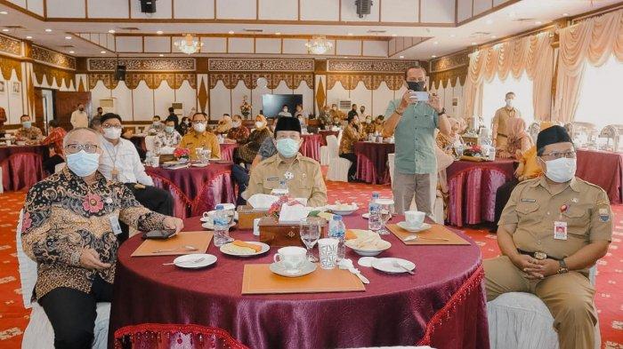 Coffe Morning dengan BUMN, di rumah dinas Gubernur Jambi, Selasa (2/2/2021).