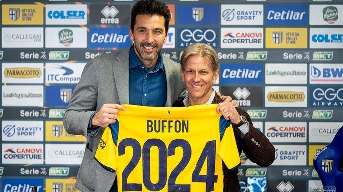 Gianluigi Buffon mantan kiper Juventus yang perpanjang kontrak di Parma