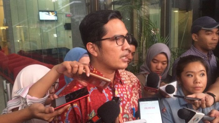 Febri Diansyah