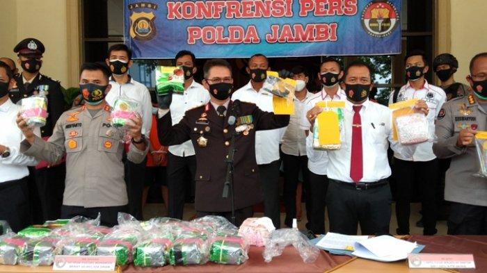 ILUSTRASI Kapolda Jambi, Irjen Pol Firman Shantyabudi saat press rilis kasus penangkapan tersangka pemilik 41 kg sabu.