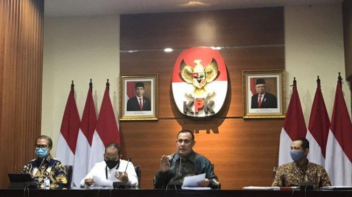 Ketua KPK Firli Bahuri dalam konferensi pers hasil tes wawasan kebangsaan pegawai KPK, Rabu (5/5/2021)