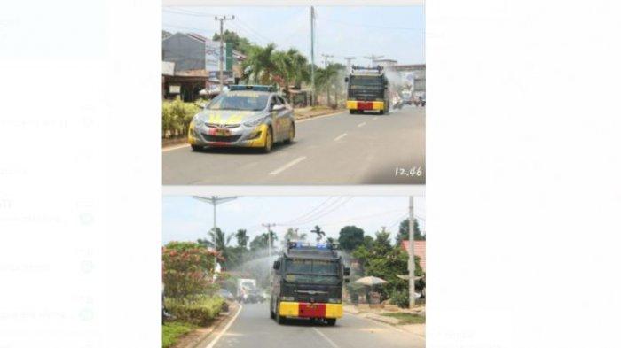 Mencegah penyebaran virus corona, Polres Tanjab Timur kembali melakukan penyemprotan disinfektan dengan menggunakan mobil rantis water canon Sat Samapta Polres Tanjab Timur di beberapa ruas jalan, Selasa (16/2/2021).