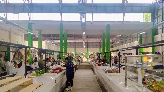 Pasar Rakyat Pasir Putih. Seminggu Sudah Beroperasi, Pasar Rakyat Pasir Putih Mulai Dipenuhi Pedagang