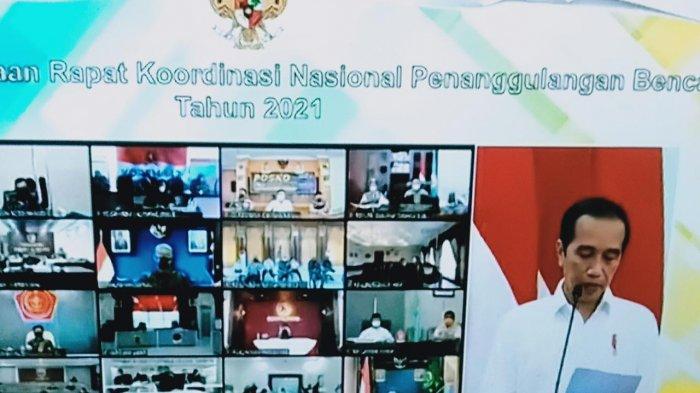 Pj Gubernur Jambi Dr Hari Nur Cahaya Murni mengikuti secara virtual Rakornas Penanggulangan Bencana Tahun 2021, Rabu (3/3/2021) siang bersama Forkompinda Provinsi Jambi, dan dinas terkait di auditorium rumah dinas yang dibuka Presiden Joko Widodo.