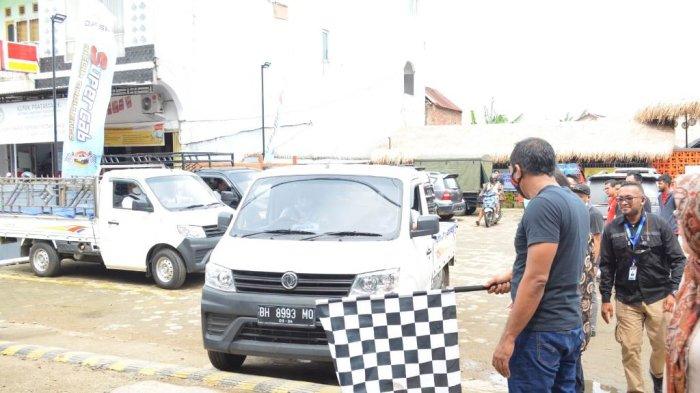 Konvoi lima unit DFSK Supercab 1.5L Gasoline dilepas dari Restoran Kampung Kecil Jambi menempuh perjalanan sekitar 51,3 KM mengelilingi Kota Jambi dan finish di Kantor Dealer DFSK di Kawasan Paal 5 Jambi.