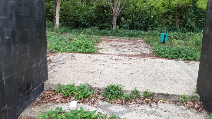 Taman Rajo Mudo yang letaknya di sebelah Bandara Baru Sultan Thaha Jambi