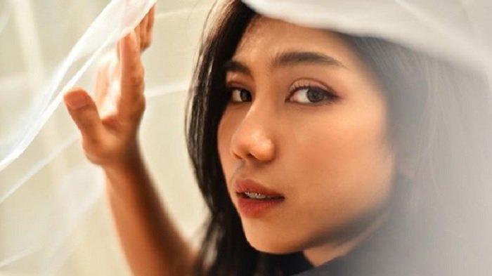 Aurel JKT48 Laporkan Netizen yang Kirimi DM Foto Tak Senonoh di Instagram - Tribun Jateng