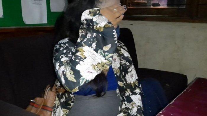 Seorang perempuan muda kondisi hamil tua yang mangkal jual diri di jalanan terjaring razia Pol PP Kota Tasikmalaya, Senin (1/3/2021) dini hari.