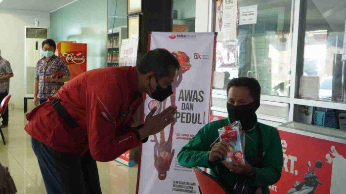 Management Astra Motor Jateng juga turut serta langsung berkeliling kota Semarang kemarin (1 September 2021) untuk membagikan sembako
