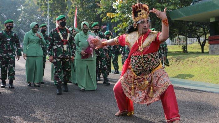 Mayjen TNI Rudianto di Komando Daerah Militer IV/Diponegoro Jalan Perintis Kemerdekaan, Watugong, Banyumanik, Semarang, Jawa Tengah, Sabtu (6/3/21).