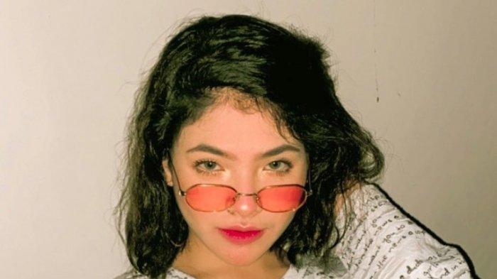 profil sara fajira pernah jadi penyanyi kafe sebelum lagu lathi profil sara fajira pernah jadi penyanyi kafe sebelum lagu lathi