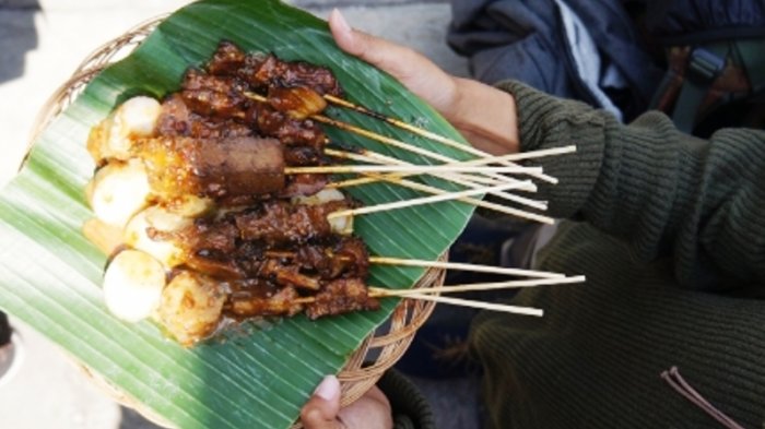 Seporsi sate kere. (Tribun Jateng/akbar hari murti)