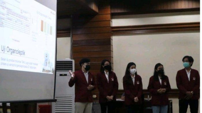 Tim Mahasiswa/i Universitas Nasional Karangturi berhasil meraih juara 1 dalam lomba KRENOVA Kota Semarang 2021,