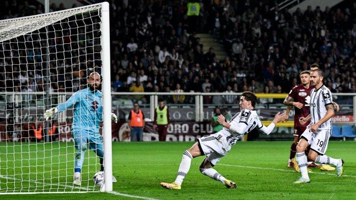 Juventus sukses menggusur Inter Milan seusai memetik poin penuh atas Torino.