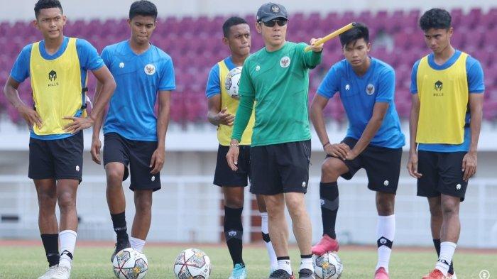 Pelatih timnas Indonesia U-20, Shin Tae-yong membeberkan perkembangan anak asuhnya selama menjalani pemusatan latihan (TC) di Turki.