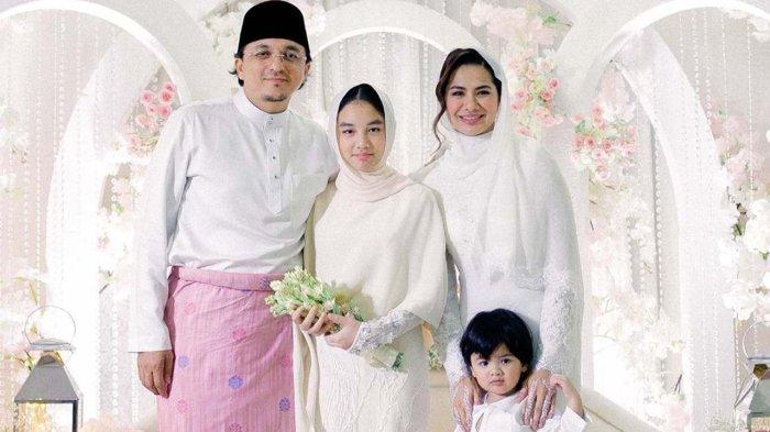 Engku Emran sempat meninggalkan komentar tak terduga di foto Lebaran yang menampilkan dirinya dan Noor Nabila.