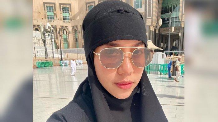 Haters agaknya kepanasan dan kembali merisak 'eks kekasih' Kaesang Pangarep, Nadya Arifta.