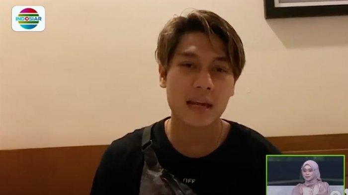 Lesty Kejora dikritik oleh Rizky Billar secara terang-terangan di sebuah acara televisi.