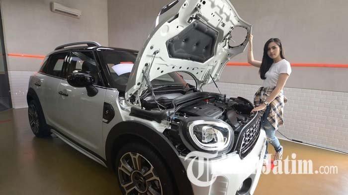 The New MINI Countryman di Grand Opening Plaza MINI Surabaya, Jumat (30/4/2021).