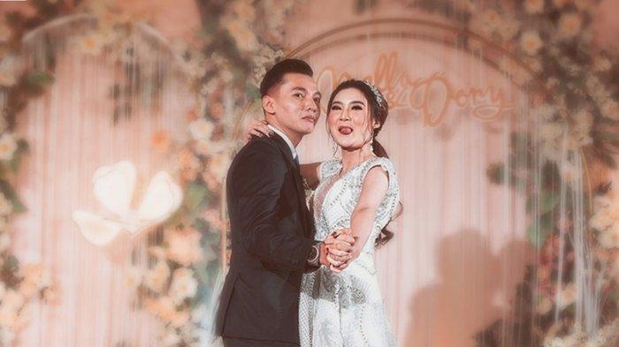 Nella Kharisma dan Dory Harsa resmi menikah dan dibuktikan sahabat