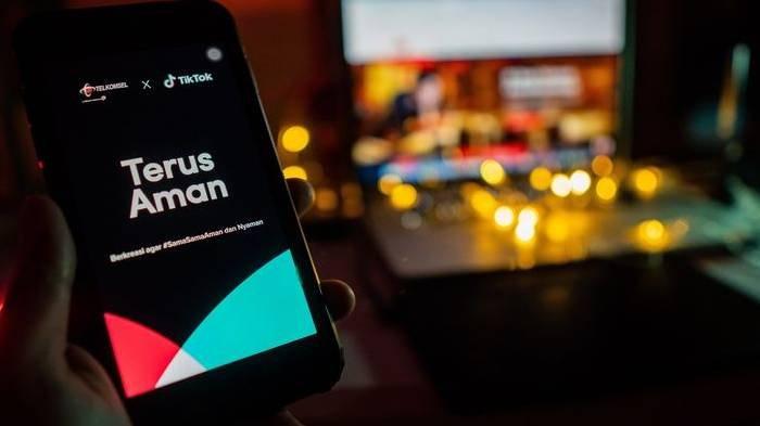 Operator seluler Telkomsel menjalin kemitraan dengan TikTok.