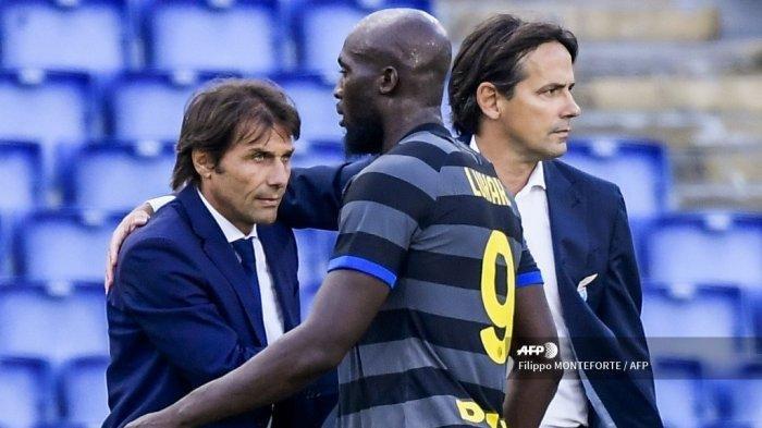 Pelatih anyar Inter Milan Simone Inzaghi (kanan).