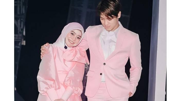 Potret pedangdut Lesty Kejora bersama pesinetron Rizky Billar yang dikabarkan akan segera menikah.