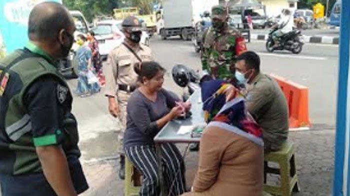 PPKM di Kota Surabaya.