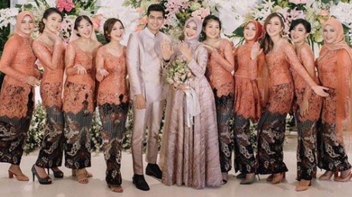 Acara lamaran Ria Ricis dan Teuku Ryan.