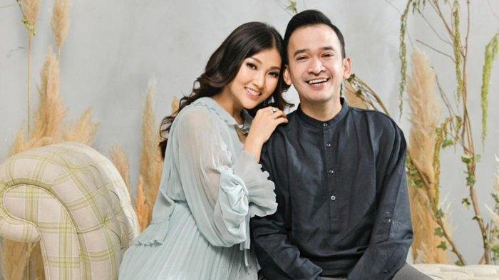 Ruben Onsu sempat buka suara atas kondisinya. Setelah keluar dari rumah sakit, Ruben membeberkan soal bercak darah di bagian otaknya.