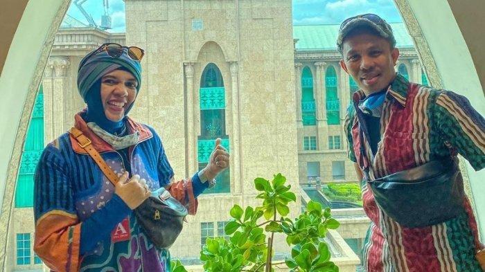 Orang tua Atta Halilintar, Lenggogeni Farouk dan suaminya Halilintar Anofial Asmid.