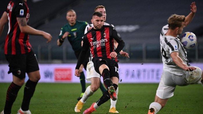 Ante Rebic mencetak gol di LIga Italia Serie A Juventus vs AC Milan pada 09 Mei 2021 di stadion Juventus di Turin.