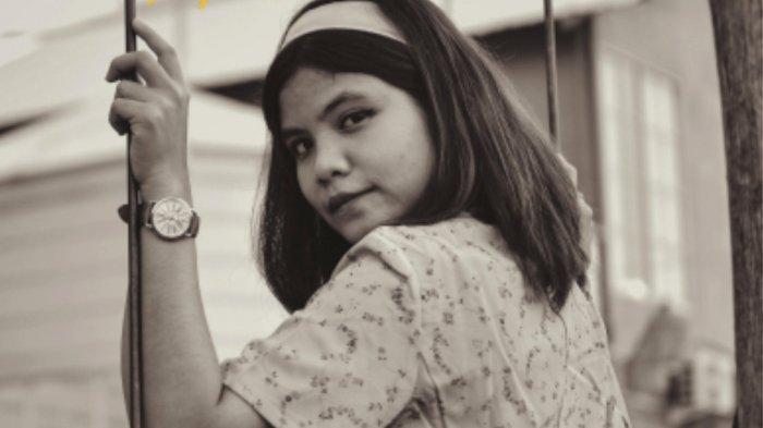 Artwork single 'Bunga Putih' dari soloist wanita asal Yogyakarta, Astarina.