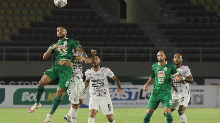 Duel PSS Sleman vs Bali United di Stadion Manahan Solo, Jawa Tengah, Rabu (27/10/2021) malam.