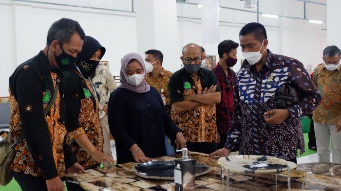 Jogja Recovery Market secara resmi dibuka Bupati Sleman, Dra. Hj. Kustini Sri Purnomo Sabtu, 3 April 2021 pukul 11.00 WIB di Sleman City Hall (SCH)