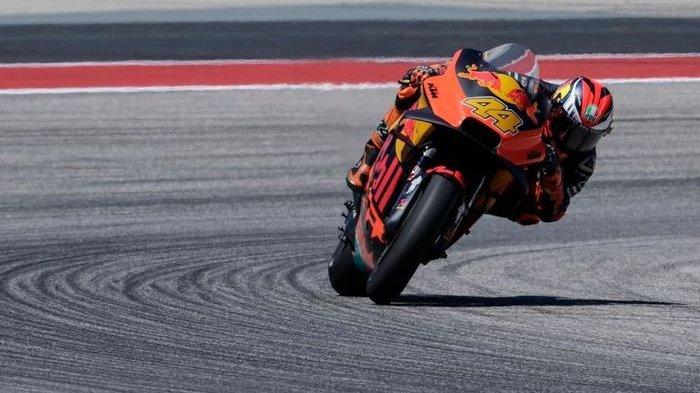 Pembalap Red Bull KTM, Pol Espargaro saat beraksi di Sirkuit Americas