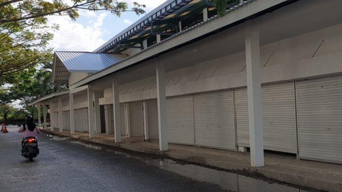 Kondisi Terkini Gedung Pasar Buah Tanjung Selor yang bertempat di Lokasi Jalan Sengkawit Jumat (11/3/2022)