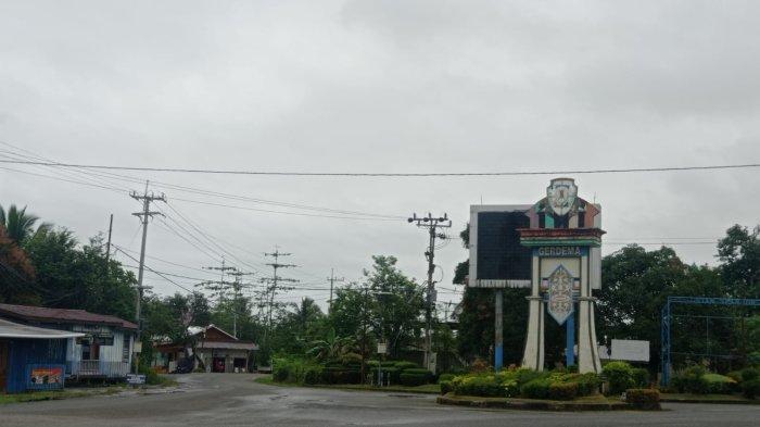 Cuaca mendung paeda pagi hari di Kecamatan Malinau Kita, Kabupaten Malinau, Provinsi Kalimantan Utara.