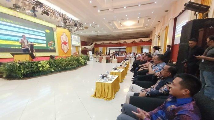 Inspektorat Jenderal Kementerian Pertanian, Dr. Jan S. Maringka berkunjung ke dua wilayah di Provinsi Kaltara pada Sabtu (12/11/2022) dan melaksanakan Kegiatan Dialog Jaga Pangan Monitoring dan Evaluasi Ketahanan Pangan Mewujudkan Kedaulatan Pangan di Provinsi Kalimantan Utara bersama Pemerintah Daerah Kota Tarakan di Hotel Tarakan Plaza. TRIBUNKALTARA.COM/ANDI PAUSIAH