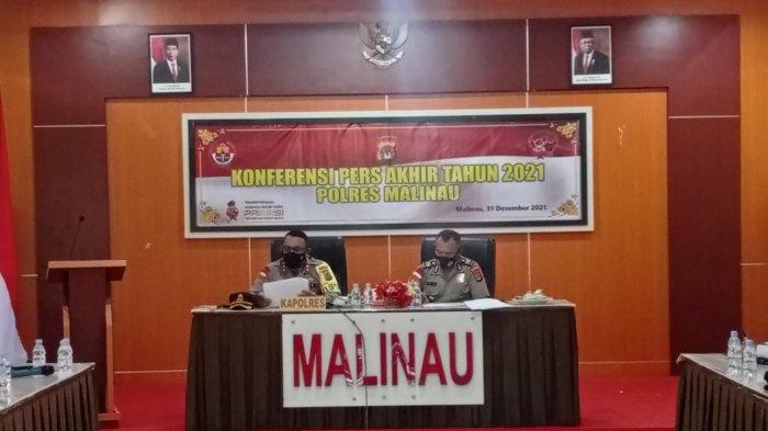 Kapolres Malinau, AKBP Reza Pahlevi saat menyampaikan laporan pada konferensi pers di Mapolres Malinau, Kabupaten Malinau, Provinsi Kalimantan Utara, Jumat (31/1/2021).