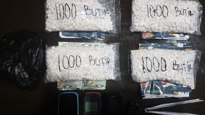 barang bukti pil kopl yang diamankan polisi Satresnarkoba Polresta Samarinda.