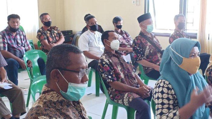 Rapat Koordinasi pembentukan kampung Trengginas di Kecamatan Tarakan Barat. (HO/Polsek Tarakan Barat)