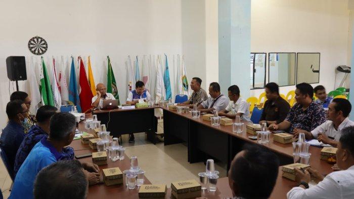 Sosialisasi Peraturan Organisasi Persiapan Porprov Kaltara oleh Wakil Ketua 1 KONI Kaltara, Wiyono Adie di Sekretariat KONI Malinau, Provinsi Kalimantan Utara, beberapa hari lalu